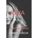 Julia: A través del silencio