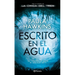 Escrito En El Agua (Novela) / Into the Water (a Novel)