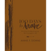 100 Days to Brave Deluxe Edition: Devotions for Unlocking Your Most Courageous Self