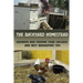 The Backyard Homestead: Growing and Feeding Your Chickens and Best Beekeeping Tips: (Backyard Chickens, Natural Beekeeping, Beekeeping Equipment)